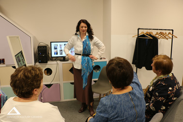 … i pełną piersią żyj!